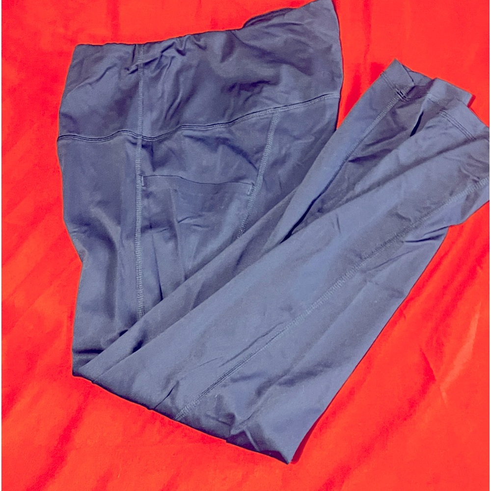 Royal blue women’s leggings pockets